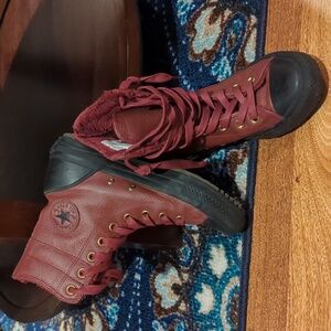 Chuck Taylor- Burgundy Converse Boots